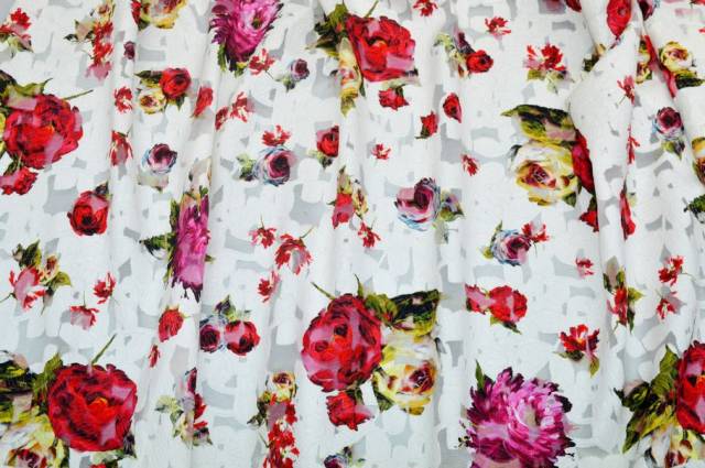 Vendita on line tessuto viscosa devoreh fiore rosso - occasioni e scampoli tessuti fantasie 