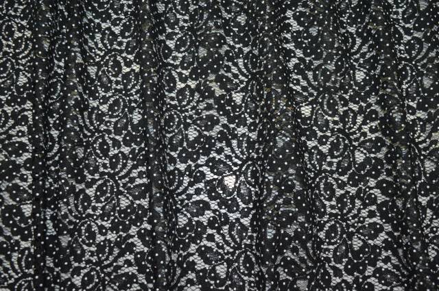 Vendita on line tessuto jersey di pizzo nero con pois bianchi - occasioni e scampoli tessuti fantasie 