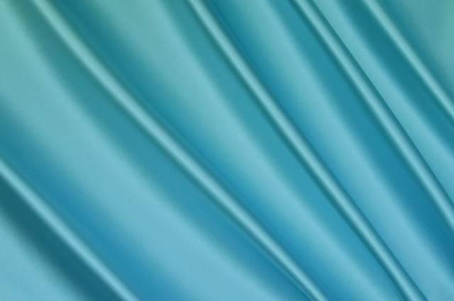 Vendita on line tessuto raso pura seta adesivato stretch azzurro - occasioni e scampoli seta di