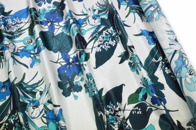 Vendita on line tessuto raso pura seta fantasia fiori celeste/blu - tessuti abbigliamento sete