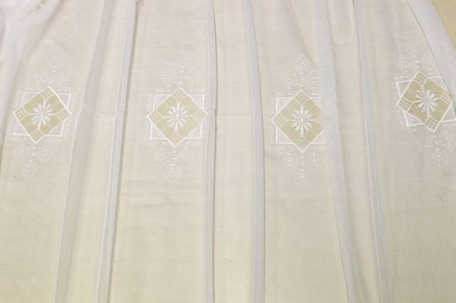 Vendita on line tessuto tenda tulle con ricamo panna - tessuti per a metraggio classiche