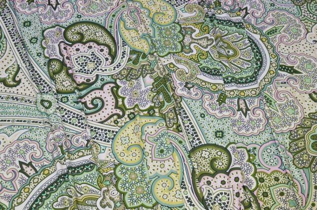 Vendita on line tessuto lycra bielastica fantasia cashmere verde - tessuti abbigliamento