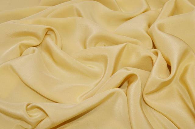 Vendita on line tessuto crepe de chine pura seta giallo paglierino - tessuti abbigliamento