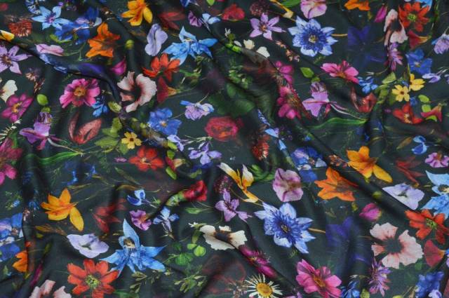 Vendita on line tessuto chiffon pura seta fantasia fiori fondo nero - tessuti abbigliamento sete
