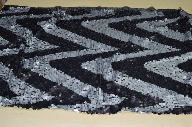 Vendita on line tessuto paillettes cucite nero/grigio fantasia - tessuti abbigliamento
