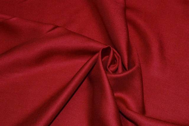Vendita on line tessuto saglia pura viscosa rosso rubino - tessuti abbigliamento