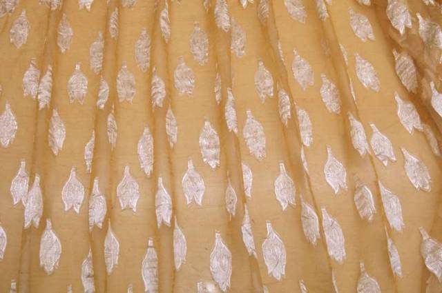 Vendita on line tessuto tenda organza stropicciata giallo oro con applicazioni - tessuti per in offerta