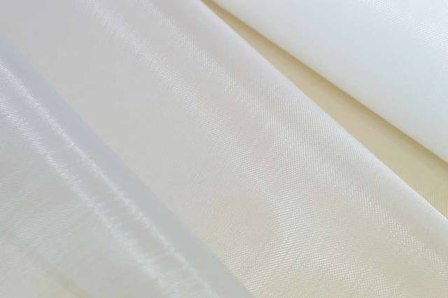 Vendita on line tessuto crinolina bianca - ispirazioni